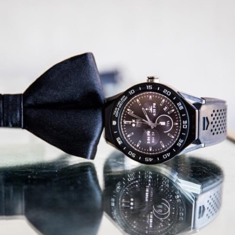 Tag HEUER connected.